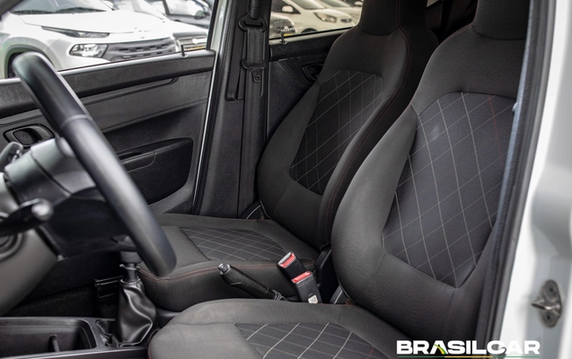 imagem-https://www.socarrao.com.br/sc-vehicle-images-prod/3983984/1789960210666-003_95cdd3d35d30b30f285020ff9d8b1ff1.jpg