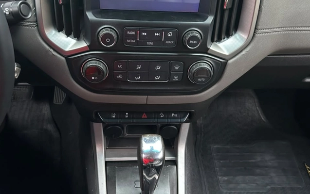 imagem-https://www.socarrao.com.br/sc-vehicle-images-prod/3983985/1789960640733-V2hhdHNBcHAgSW1hZ2UgMjAyNi0wOS0yMCBhdCAyMy40Mi4zOC5qcGVn.jpeg