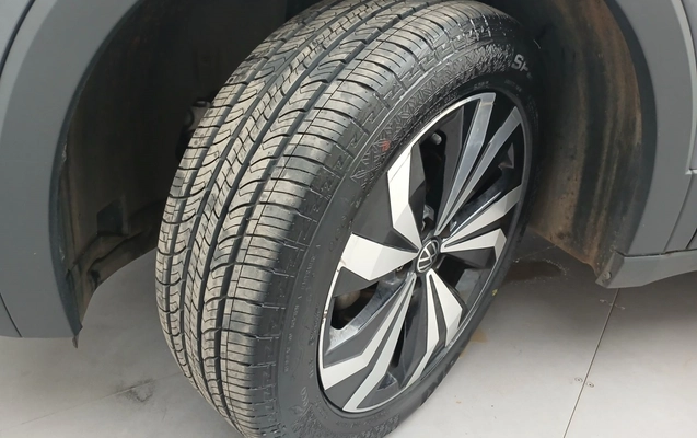 imagem-https://www.socarrao.com.br/sc-vehicle-images-prod/3984320/1789962612101-1_060412.jpg
