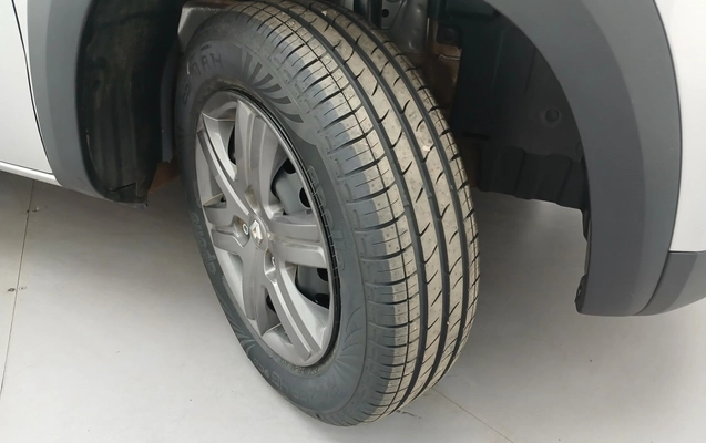 imagem-https://www.socarrao.com.br/sc-vehicle-images-prod/3984365/1789962841425-1_125321.jpg