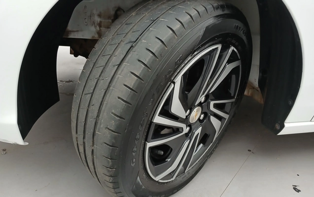 imagem-https://www.socarrao.com.br/sc-vehicle-images-prod/3984373/1789962873118-2_043700.jpg