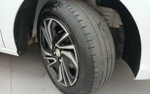 imagem-https://www.socarrao.com.br/sc-vehicle-images-prod/3984373/1789962873121-1_043702.jpg