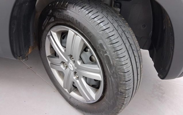 imagem-https://www.socarrao.com.br/sc-vehicle-images-prod/3984376/1789962883979-1_125931.jpg