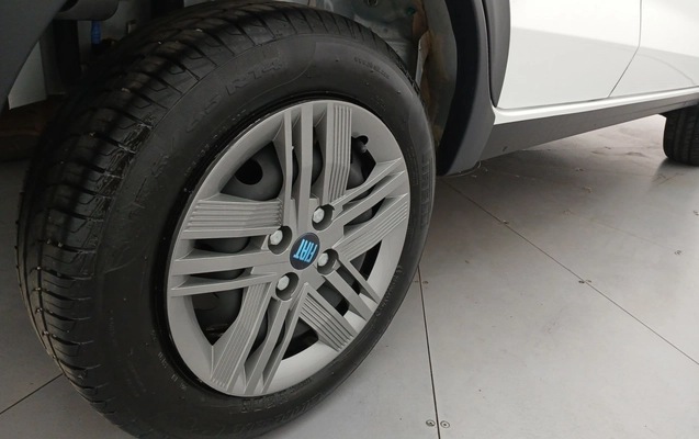 imagem-https://www.socarrao.com.br/sc-vehicle-images-prod/3984387/1789962930194-1_043730.jpg