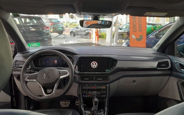 imagem-https://www.socarrao.com.br/sc-vehicle-images-prod/3984481/1789963639250-2_011731.jpg