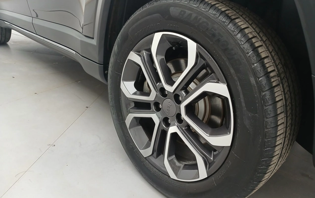 imagem-https://www.socarrao.com.br/sc-vehicle-images-prod/3984505/1789963736913-1_015217.jpg