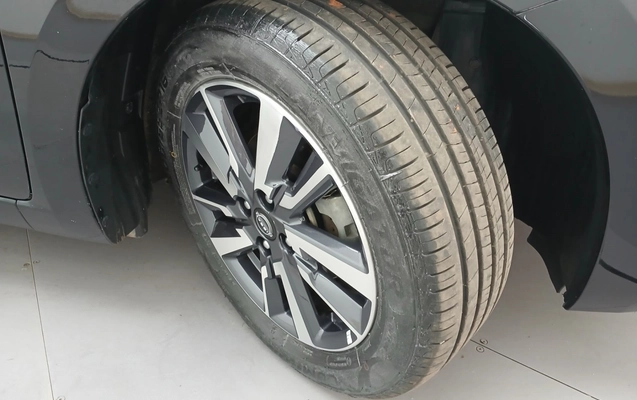 imagem-https://www.socarrao.com.br/sc-vehicle-images-prod/3984538/1789964656298-2_014136.jpg