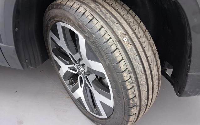 imagem-https://www.socarrao.com.br/sc-vehicle-images-prod/3984605/1789964766586-1_034025.jpg
