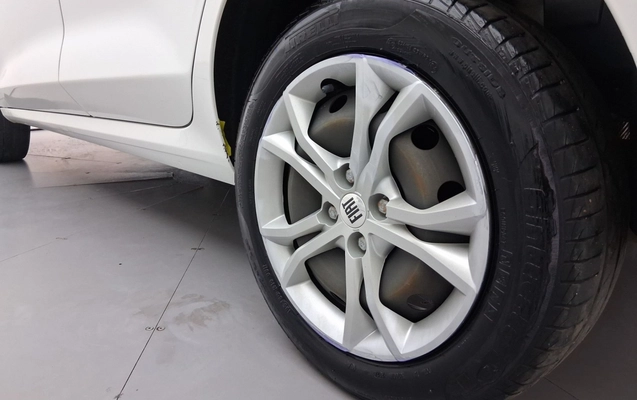 imagem-https://www.socarrao.com.br/sc-vehicle-images-prod/3984611/1789964779477-1_015544.jpg