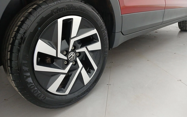 imagem-https://www.socarrao.com.br/sc-vehicle-images-prod/3984640/1789964858197-2_014656.jpg