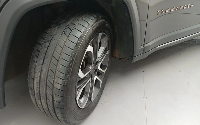 imagem-https://www.socarrao.com.br/sc-vehicle-images-prod/3984658/1789964907355-1_015733.jpg