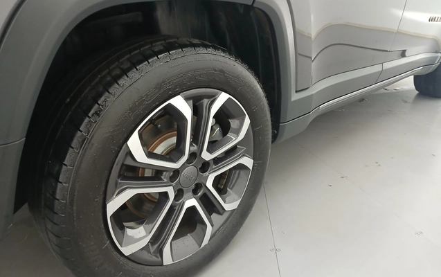 imagem-https://www.socarrao.com.br/sc-vehicle-images-prod/3984658/1789964907361-1_015745.jpg