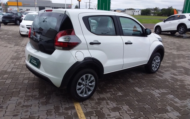 imagem-https://www.socarrao.com.br/sc-vehicle-images-prod/3984805/1789965128465-2_025736.jpg