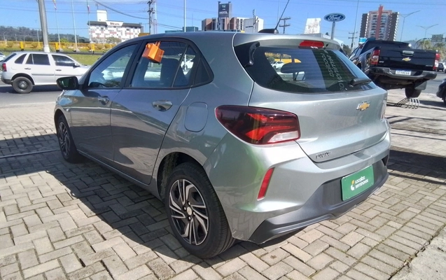 imagem-https://www.socarrao.com.br/sc-vehicle-images-prod/3985536/1789966098836-1_015628.jpg