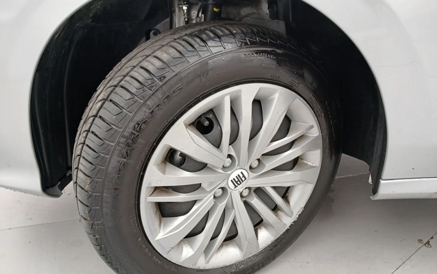 imagem-https://www.socarrao.com.br/sc-vehicle-images-prod/3985607/1789966187967-1_033126.jpg