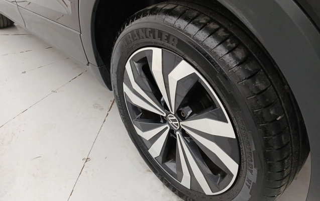 imagem-https://www.socarrao.com.br/sc-vehicle-images-prod/3985675/1789966239382-1_034604.jpg