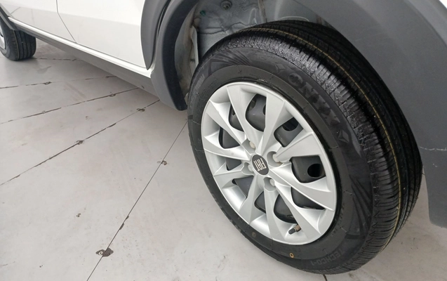 imagem-https://www.socarrao.com.br/sc-vehicle-images-prod/3985780/1789966359006-2_103748.jpg