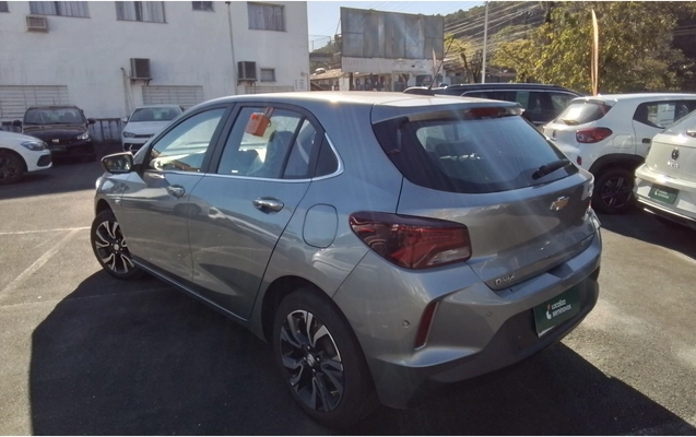 imagem-https://www.socarrao.com.br/sc-vehicle-images-prod/3985883/1789966468970-2_041042.jpg