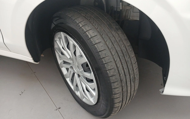 imagem-https://www.socarrao.com.br/sc-vehicle-images-prod/3986035/1789966706293-1_043244.jpg