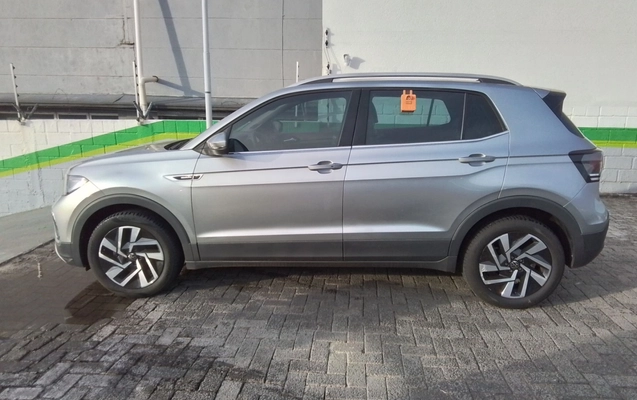 imagem-https://www.socarrao.com.br/sc-vehicle-images-prod/3986048/1789966728485-1_015046.jpg