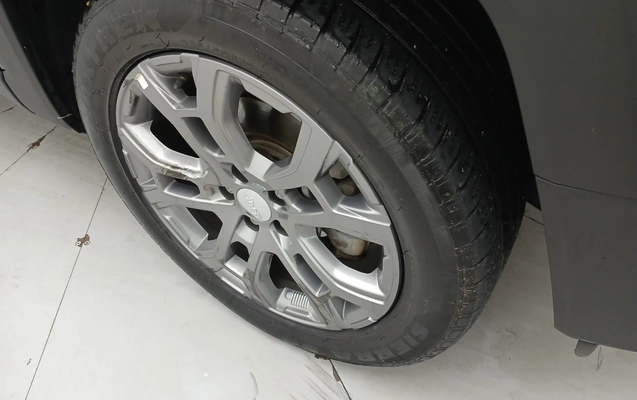 imagem-https://www.socarrao.com.br/sc-vehicle-images-prod/3986071/1789966770241-1_021828.jpg