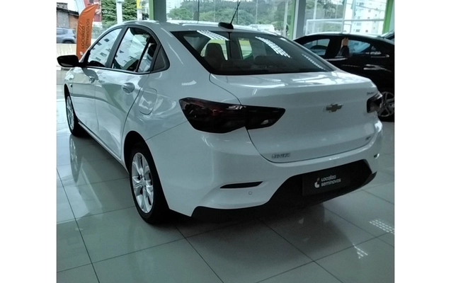 imagem-https://www.socarrao.com.br/sc-vehicle-images-prod/3986327/1789967240002-2_021717.jpg