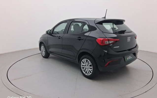 imagem-https://www.socarrao.com.br/sc-vehicle-images-prod/3986419/1789967422908-1_014724.jpg