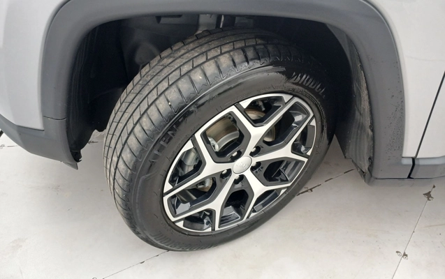 imagem-https://www.socarrao.com.br/sc-vehicle-images-prod/3986494/1789967626974-2_043444.jpg