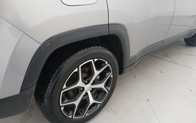 imagem-https://www.socarrao.com.br/sc-vehicle-images-prod/3986494/1789967626975-2_043446.jpg