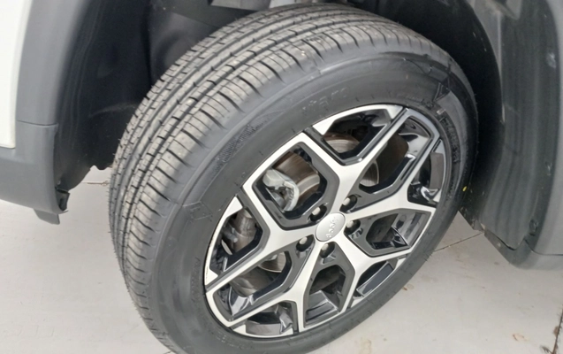 imagem-https://www.socarrao.com.br/sc-vehicle-images-prod/3986640/1789968143618-1_023133.jpg