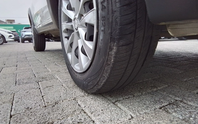 imagem-https://www.socarrao.com.br/sc-vehicle-images-prod/3987009/1789968827930-1_025514.jpg