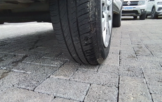 imagem-https://www.socarrao.com.br/sc-vehicle-images-prod/3987009/1789968827932-1_025515.jpg