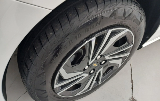 imagem-https://www.socarrao.com.br/sc-vehicle-images-prod/3987051/1789968899196-1_040613.jpg