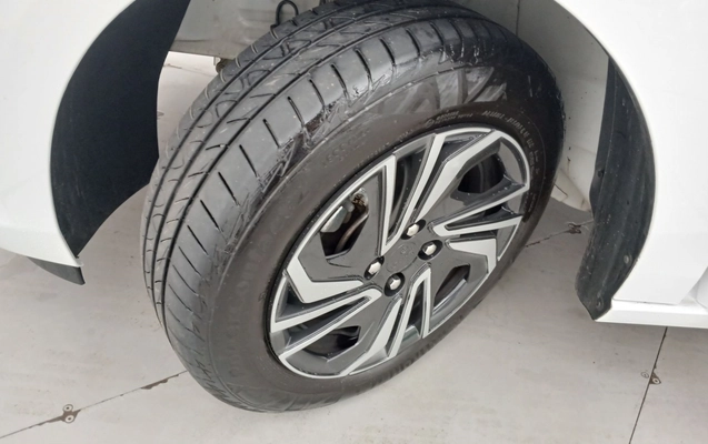 imagem-https://www.socarrao.com.br/sc-vehicle-images-prod/3987087/1789968980769-1_033028.jpg