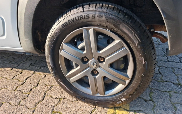 imagem-https://www.socarrao.com.br/sc-vehicle-images-prod/3987118/1789969034989-2_051131.jpg