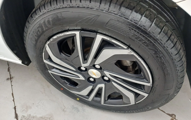 imagem-https://www.socarrao.com.br/sc-vehicle-images-prod/3987144/1789969069383-1_042234.jpg