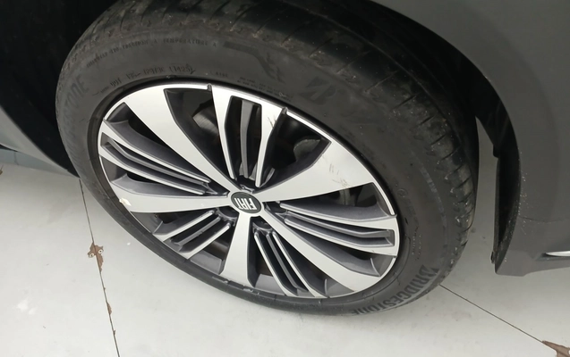 imagem-https://www.socarrao.com.br/sc-vehicle-images-prod/3987432/1789969544561-1_020355.jpg