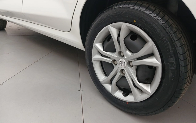 imagem-https://www.socarrao.com.br/sc-vehicle-images-prod/3987522/1789969653015-1_020842.jpg