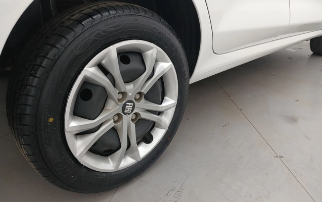 imagem-https://www.socarrao.com.br/sc-vehicle-images-prod/3987522/1789969653016-1_020852.jpg