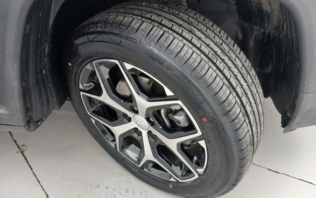 imagem-https://www.socarrao.com.br/sc-vehicle-images-prod/3987534/1789969672186-1_091237.jpg
