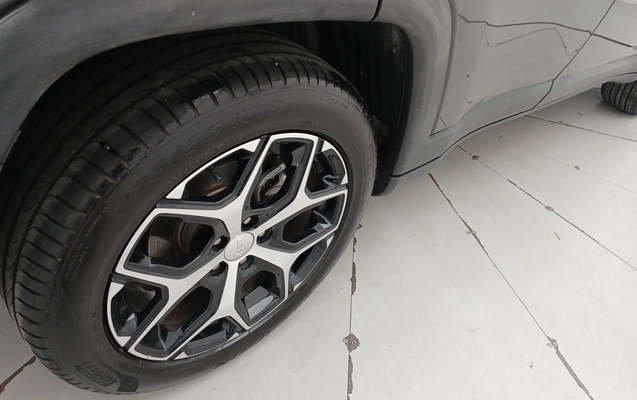 imagem-https://www.socarrao.com.br/sc-vehicle-images-prod/3987534/1789969672188-1_091239.jpg