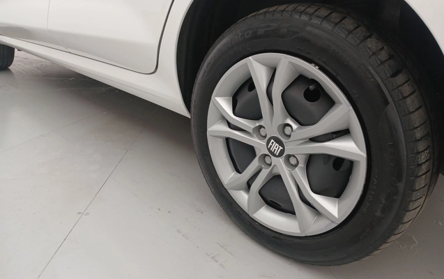 imagem-https://www.socarrao.com.br/sc-vehicle-images-prod/3987618/1789969773969-1_041045.jpg