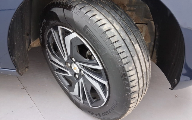 imagem-https://www.socarrao.com.br/sc-vehicle-images-prod/3987627/1789969783268-1_014304.jpg