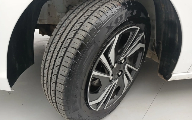 imagem-https://www.socarrao.com.br/sc-vehicle-images-prod/3987632/1789969787157-1_041025.jpg