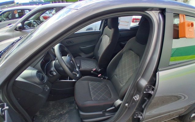 imagem-https://www.socarrao.com.br/sc-vehicle-images-prod/3987788/1789969910212-2_030551.jpg