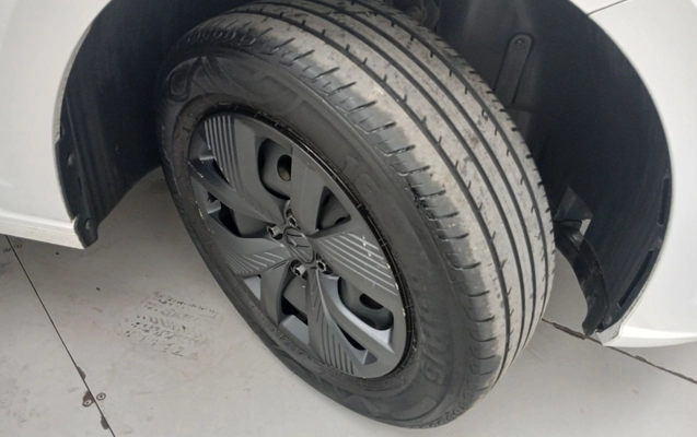 imagem-https://www.socarrao.com.br/sc-vehicle-images-prod/3988010/1789970127044-1_111605.jpg