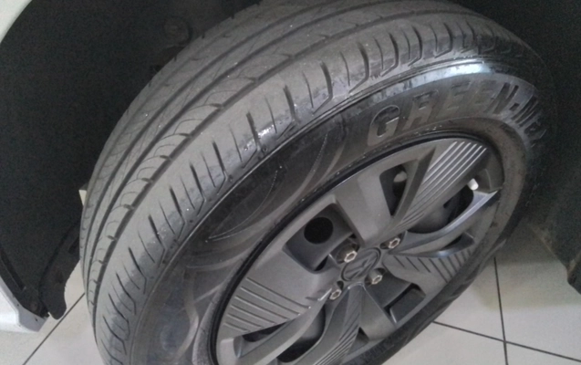 imagem-https://www.socarrao.com.br/sc-vehicle-images-prod/3988015/1789970129750-1_020536.jpg