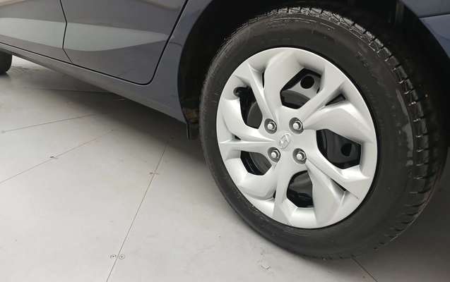 imagem-https://www.socarrao.com.br/sc-vehicle-images-prod/3988060/1789970190871-2_084241.jpg