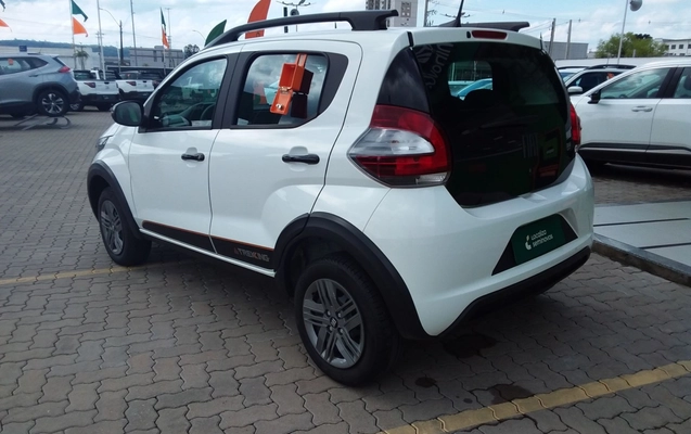 imagem-https://www.socarrao.com.br/sc-vehicle-images-prod/3988067/1789970201928-1_023707.jpg