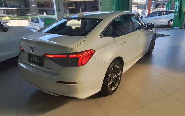 imagem-https://www.socarrao.com.br/sc-vehicle-images-prod/3988265/1789970513292-1_034237.jpg